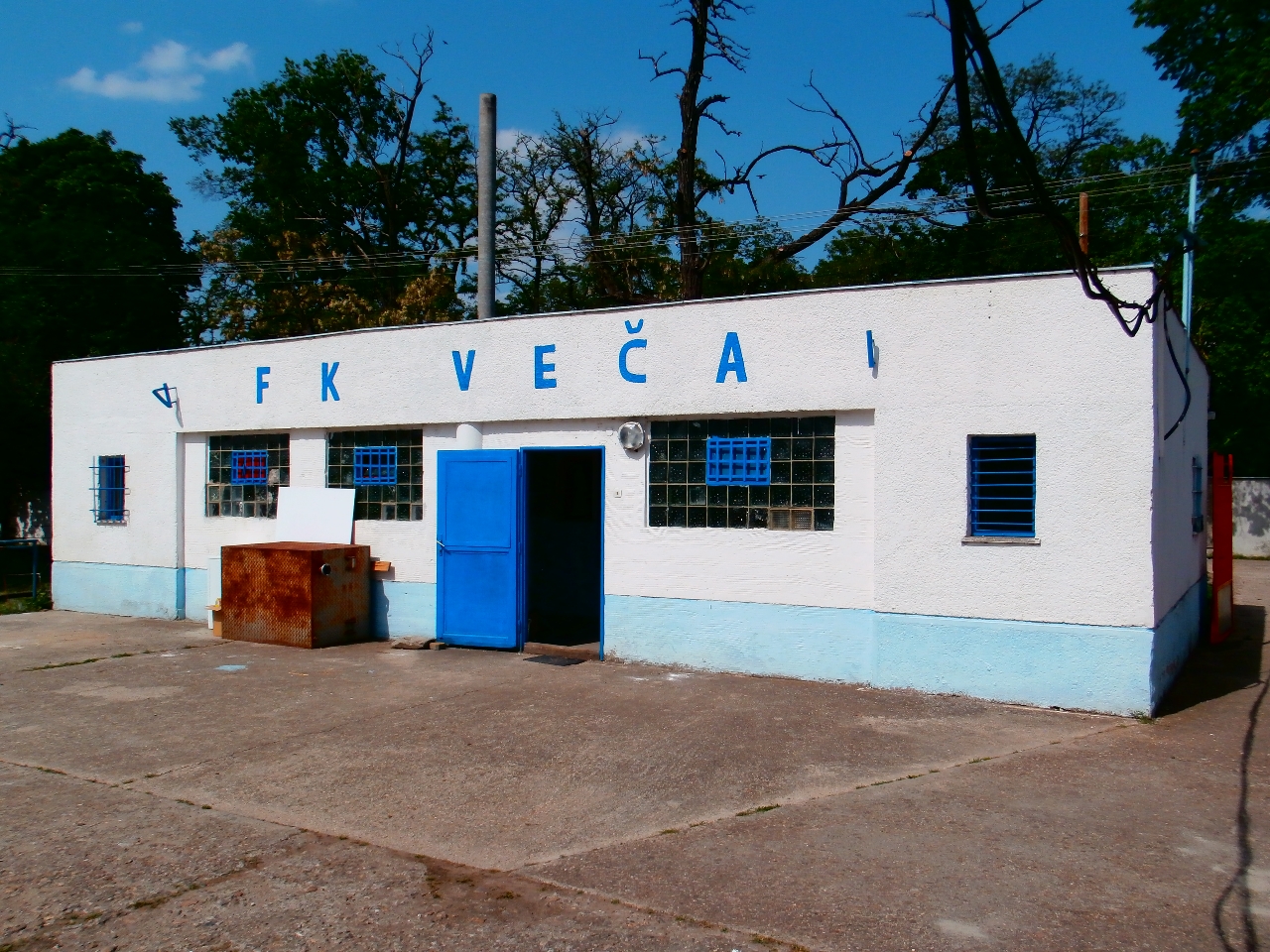 Veča (60)