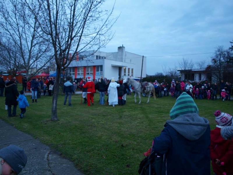 2014 Mikuláš a otváranie Vianočných trhov vo Veči. 2014 A (5)